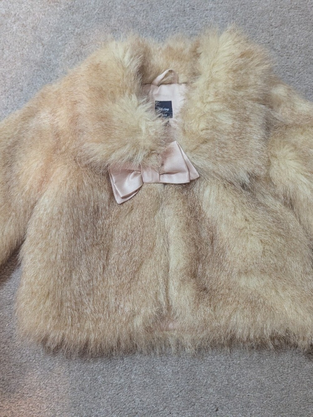 GAP Girls Faux Fur Jacket in Light Beige with Satin Bow